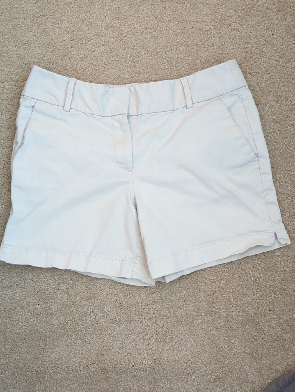 LOFT 5" Riviera Casual Khaki Shorts